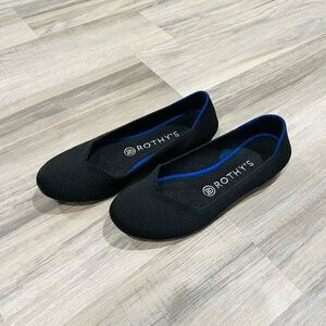 Rothy's Elegant Black Flats with Vibrant Blue Accent US 7.5